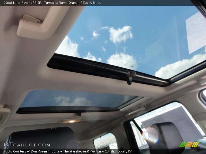 Sunroof of 2008 LR2 SE