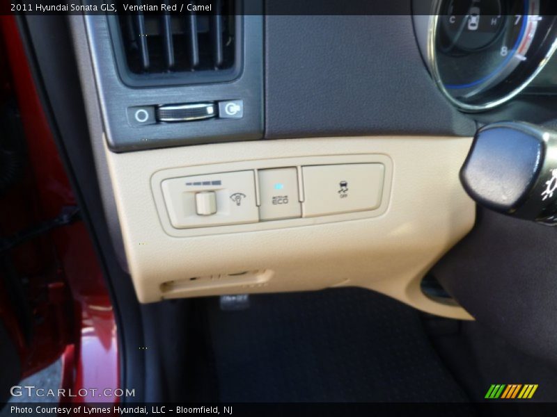 Venetian Red / Camel 2011 Hyundai Sonata GLS