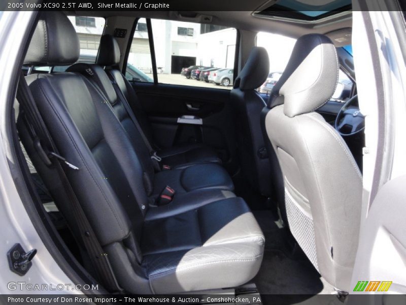 Silver Metallic / Graphite 2005 Volvo XC90 2.5T AWD