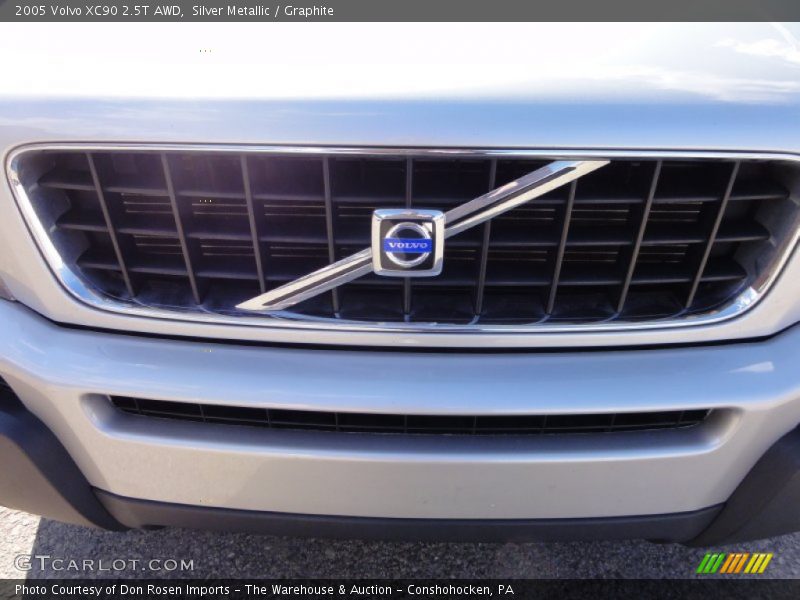 Silver Metallic / Graphite 2005 Volvo XC90 2.5T AWD