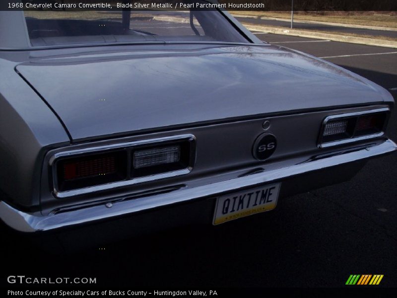 Blade Silver Metallic / Pearl Parchment Houndstooth 1968 Chevrolet Camaro Convertible