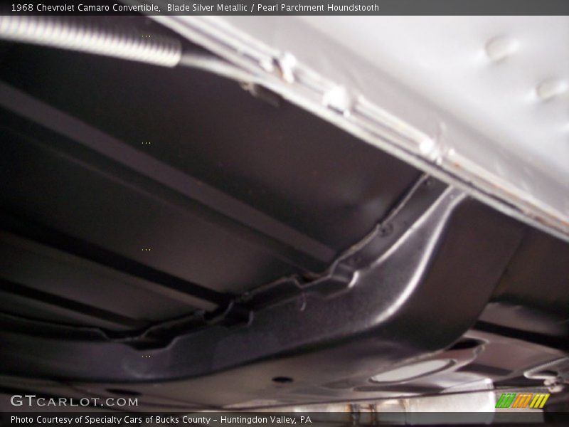 Blade Silver Metallic / Pearl Parchment Houndstooth 1968 Chevrolet Camaro Convertible
