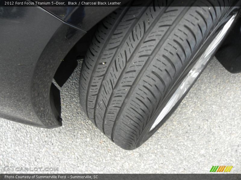 Black / Charcoal Black Leather 2012 Ford Focus Titanium 5-Door