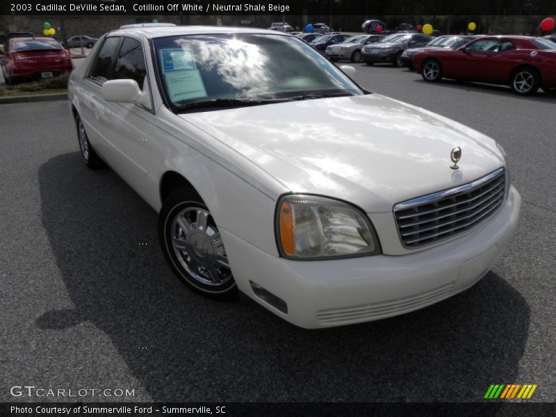 Cotillion Off White / Neutral Shale Beige 2003 Cadillac DeVille Sedan