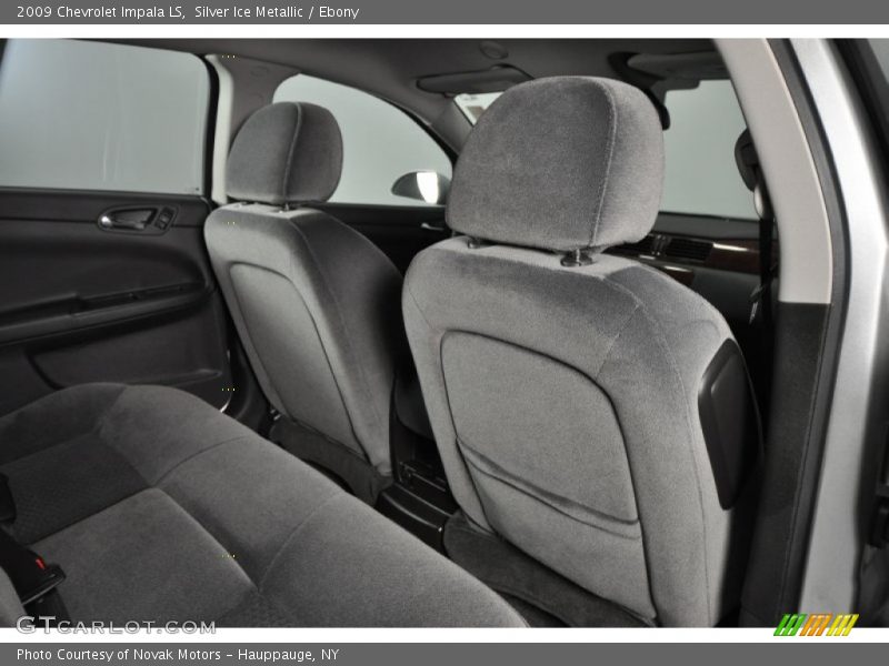 Silver Ice Metallic / Ebony 2009 Chevrolet Impala LS