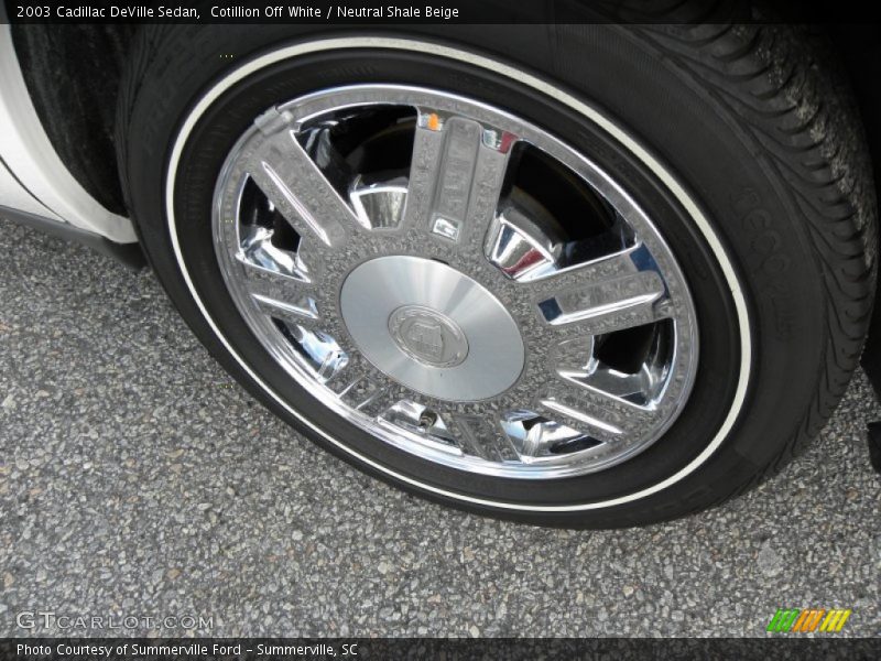 Cotillion Off White / Neutral Shale Beige 2003 Cadillac DeVille Sedan