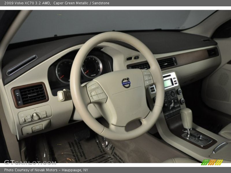 Caper Green Metallic / Sandstone 2009 Volvo XC70 3.2 AWD