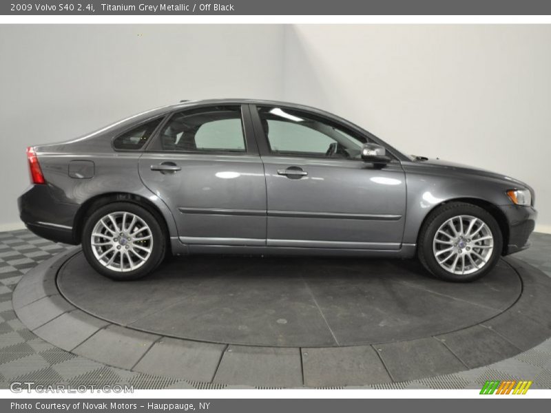  2009 S40 2.4i Titanium Grey Metallic