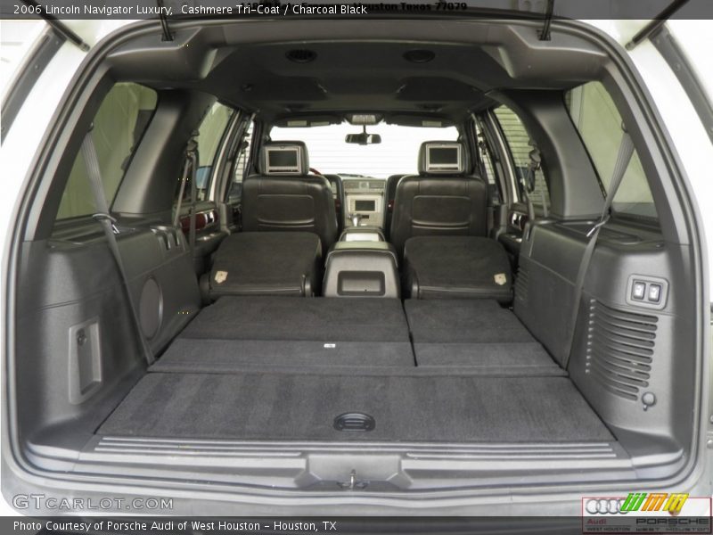Cashmere Tri-Coat / Charcoal Black 2006 Lincoln Navigator Luxury