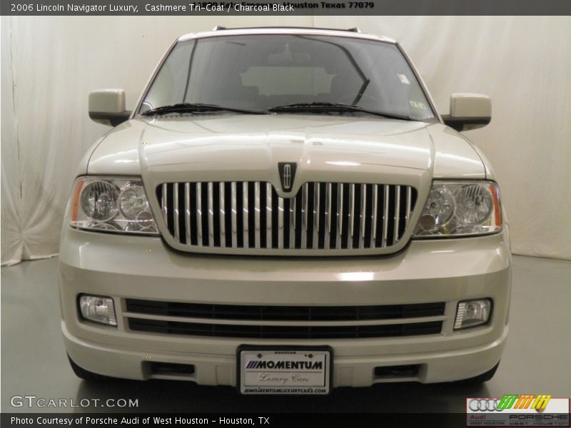 Cashmere Tri-Coat / Charcoal Black 2006 Lincoln Navigator Luxury