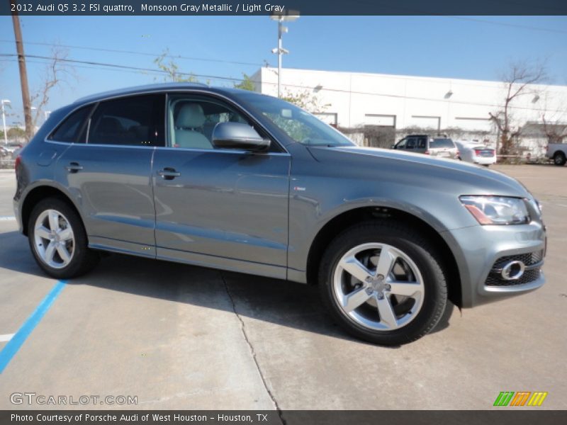 Monsoon Gray Metallic / Light Gray 2012 Audi Q5 3.2 FSI quattro