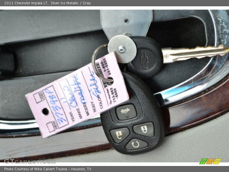 Silver Ice Metallic / Gray 2011 Chevrolet Impala LT