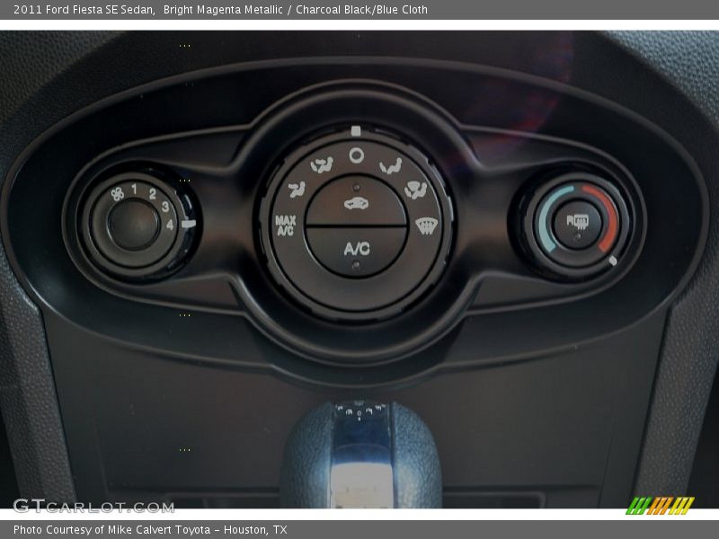 Bright Magenta Metallic / Charcoal Black/Blue Cloth 2011 Ford Fiesta SE Sedan