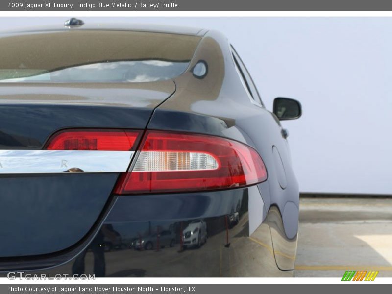 Indigo Blue Metallic / Barley/Truffle 2009 Jaguar XF Luxury