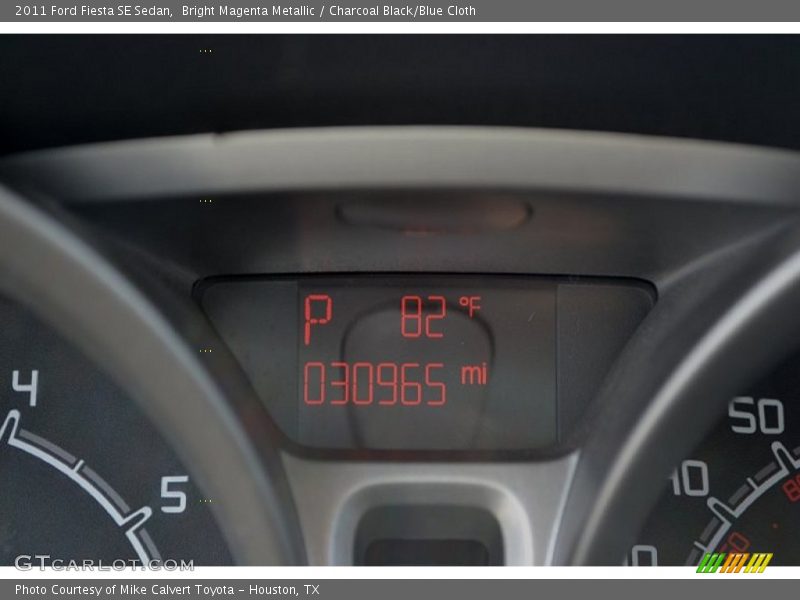 Bright Magenta Metallic / Charcoal Black/Blue Cloth 2011 Ford Fiesta SE Sedan