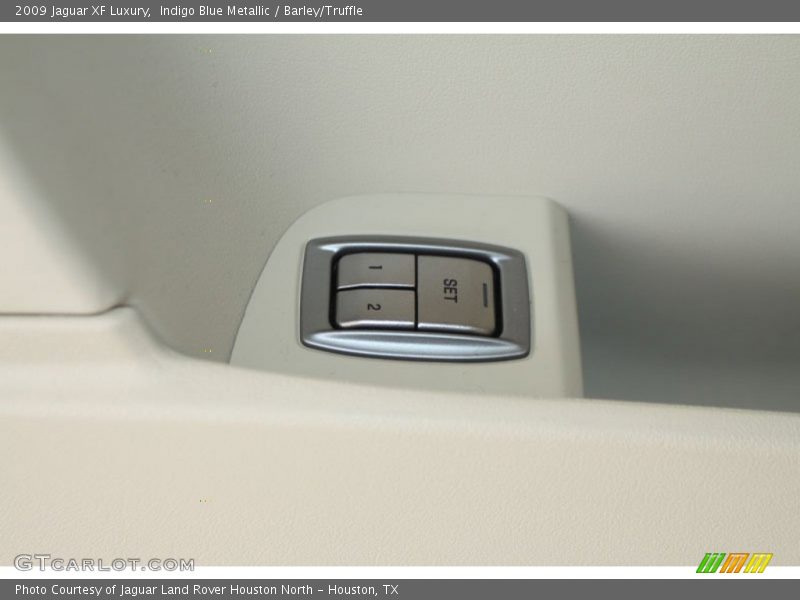 Indigo Blue Metallic / Barley/Truffle 2009 Jaguar XF Luxury