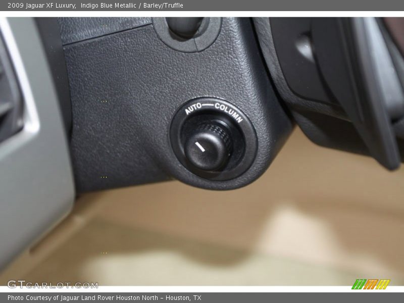 Indigo Blue Metallic / Barley/Truffle 2009 Jaguar XF Luxury