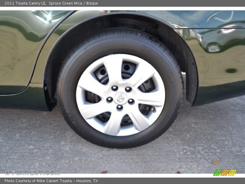 Spruce Green Mica / Bisque 2011 Toyota Camry LE
