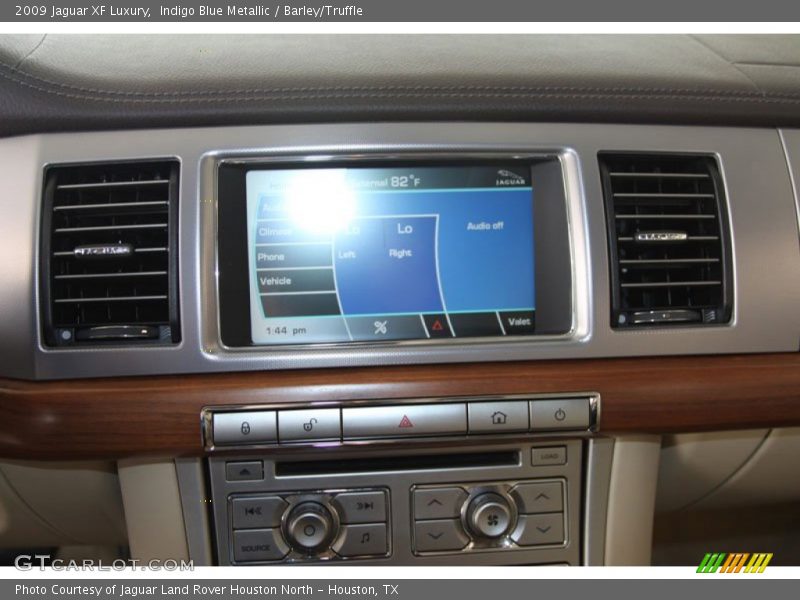 Indigo Blue Metallic / Barley/Truffle 2009 Jaguar XF Luxury