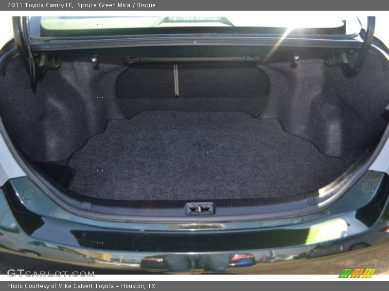 Spruce Green Mica / Bisque 2011 Toyota Camry LE