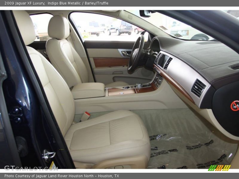 Indigo Blue Metallic / Barley/Truffle 2009 Jaguar XF Luxury