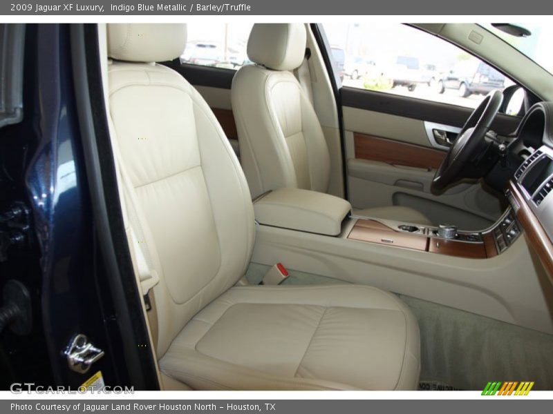 Indigo Blue Metallic / Barley/Truffle 2009 Jaguar XF Luxury