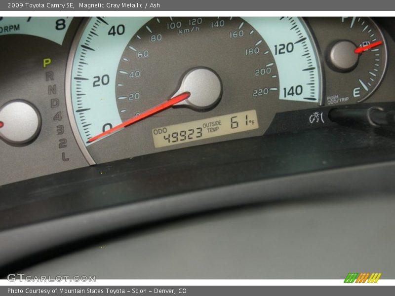 Magnetic Gray Metallic / Ash 2009 Toyota Camry SE