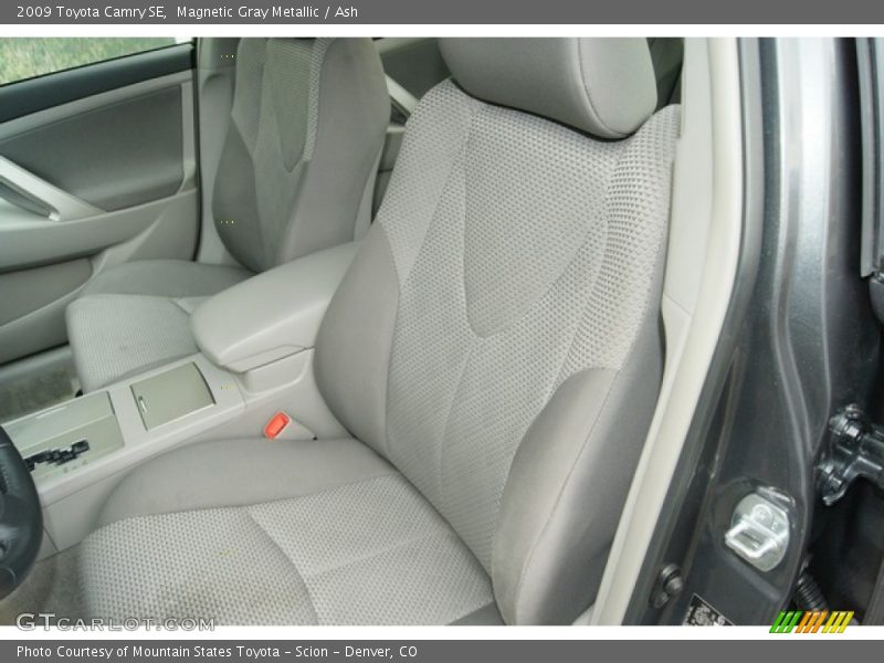 Magnetic Gray Metallic / Ash 2009 Toyota Camry SE