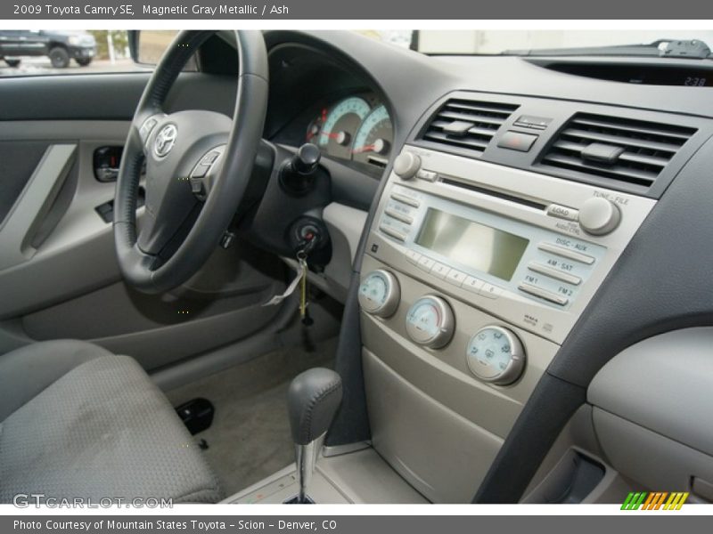 Magnetic Gray Metallic / Ash 2009 Toyota Camry SE
