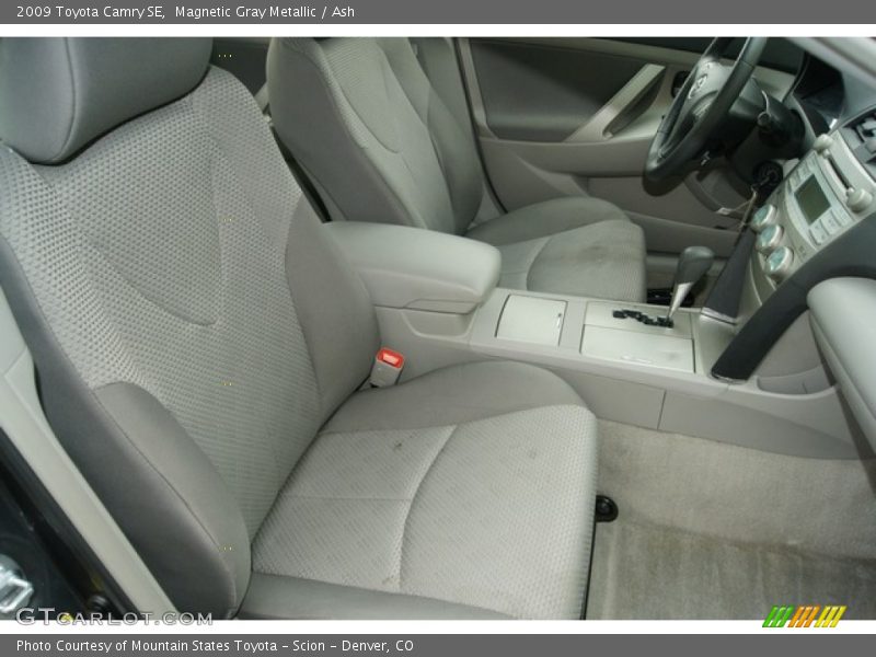 Magnetic Gray Metallic / Ash 2009 Toyota Camry SE