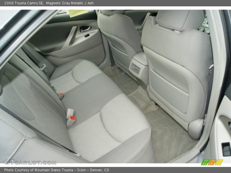 Magnetic Gray Metallic / Ash 2009 Toyota Camry SE