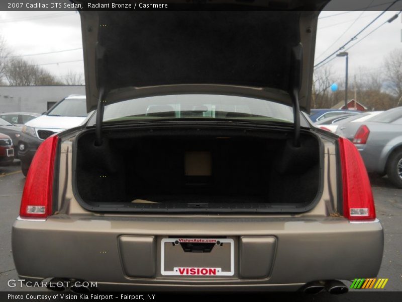 Radiant Bronze / Cashmere 2007 Cadillac DTS Sedan