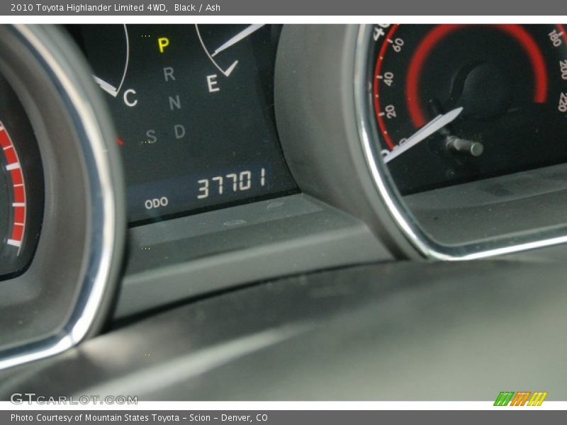 Black / Ash 2010 Toyota Highlander Limited 4WD