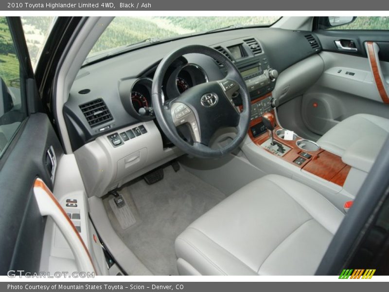 Black / Ash 2010 Toyota Highlander Limited 4WD