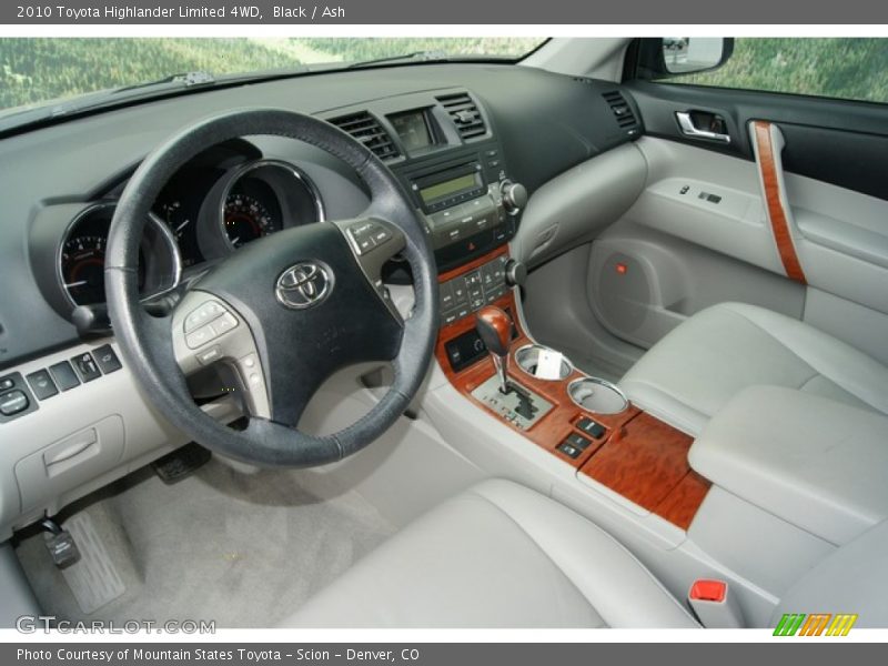 Black / Ash 2010 Toyota Highlander Limited 4WD
