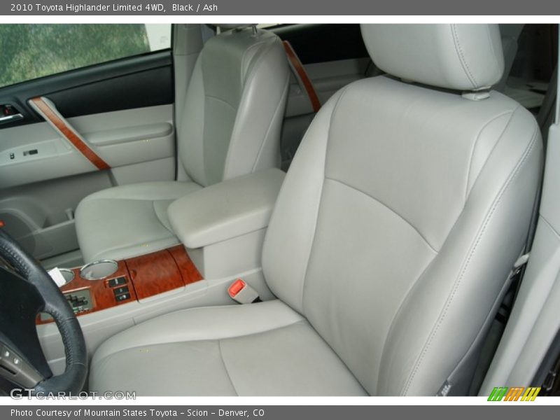 Black / Ash 2010 Toyota Highlander Limited 4WD