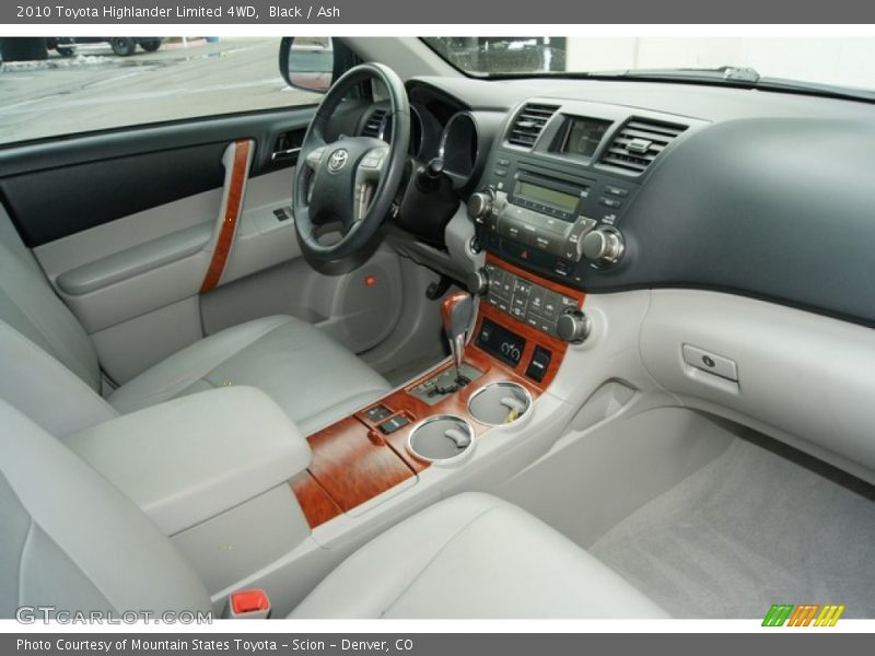 Black / Ash 2010 Toyota Highlander Limited 4WD
