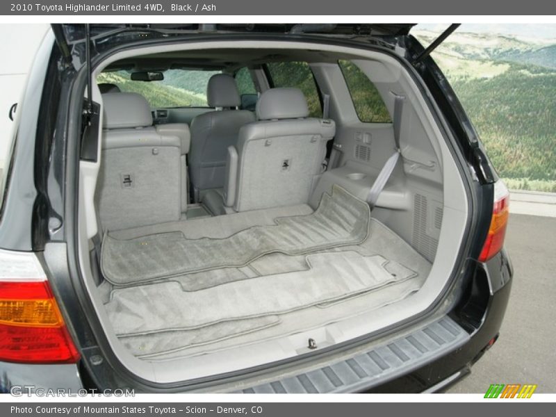 Black / Ash 2010 Toyota Highlander Limited 4WD