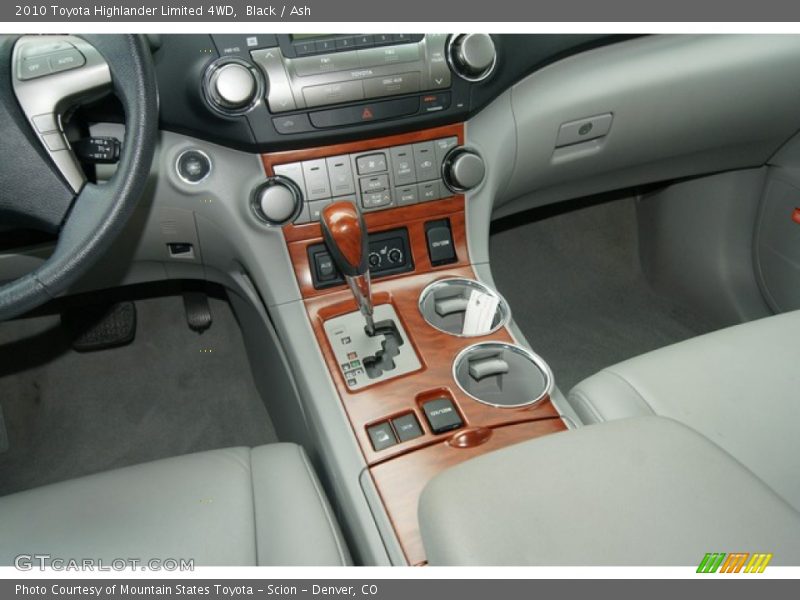 Black / Ash 2010 Toyota Highlander Limited 4WD