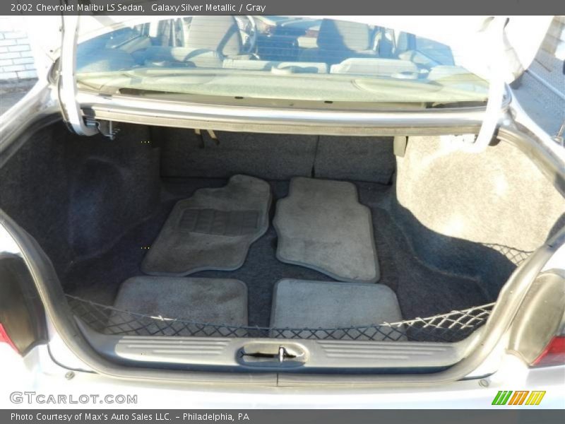 Galaxy Silver Metallic / Gray 2002 Chevrolet Malibu LS Sedan
