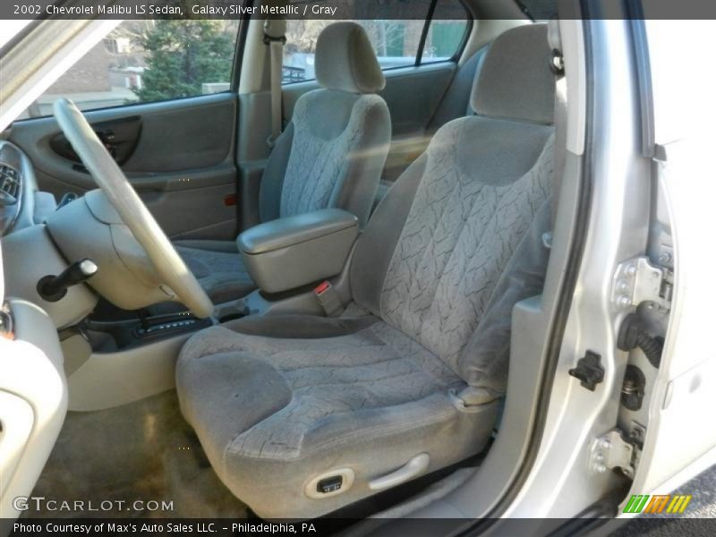 Galaxy Silver Metallic / Gray 2002 Chevrolet Malibu LS Sedan