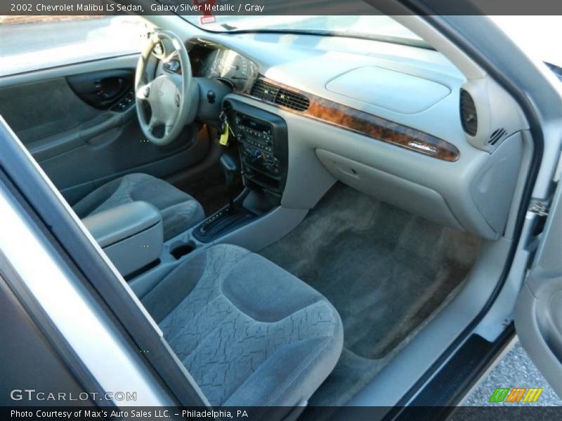 Galaxy Silver Metallic / Gray 2002 Chevrolet Malibu LS Sedan