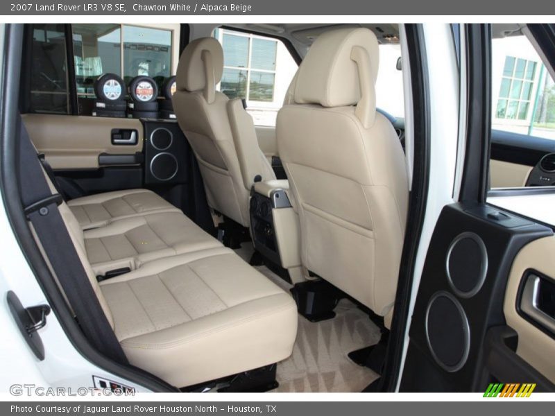 Chawton White / Alpaca Beige 2007 Land Rover LR3 V8 SE