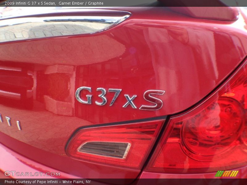  2009 G 37 x S Sedan Logo