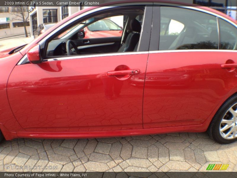 Garnet Ember / Graphite 2009 Infiniti G 37 x S Sedan