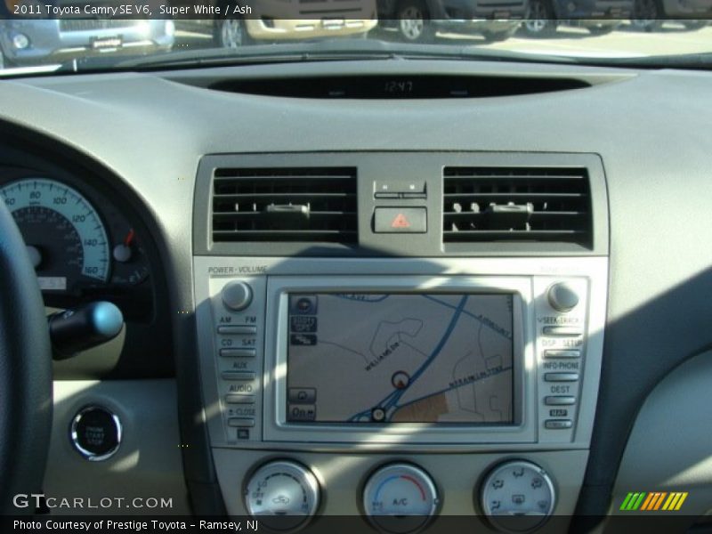 Super White / Ash 2011 Toyota Camry SE V6