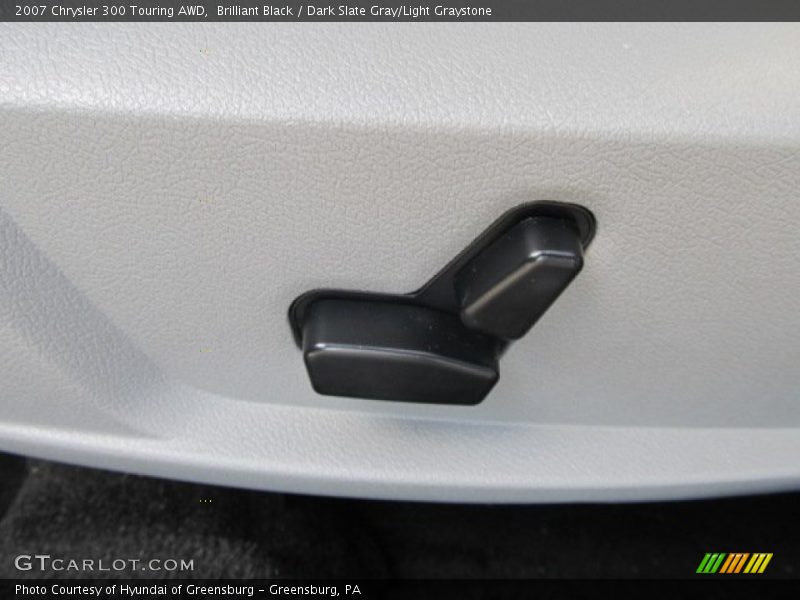 Brilliant Black / Dark Slate Gray/Light Graystone 2007 Chrysler 300 Touring AWD