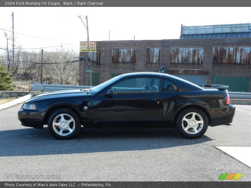 Black / Dark Charcoal 2004 Ford Mustang V6 Coupe