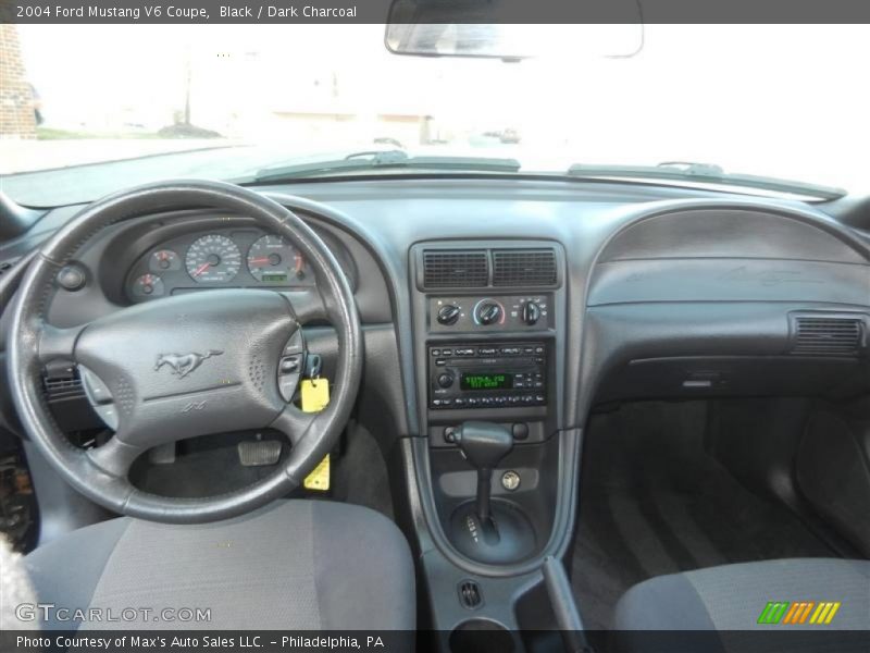 Black / Dark Charcoal 2004 Ford Mustang V6 Coupe