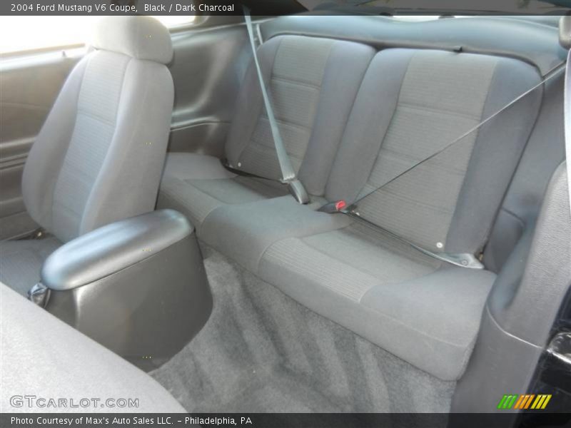 Black / Dark Charcoal 2004 Ford Mustang V6 Coupe